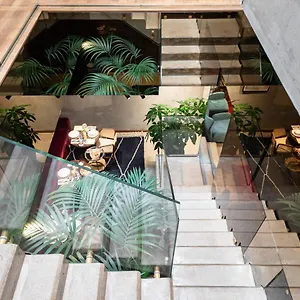 https://vico-milano.italymilanhotels.net