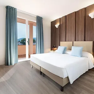 https://hotel-riva-del-sole-campo-nellelba.it-tuscanyhotel.com