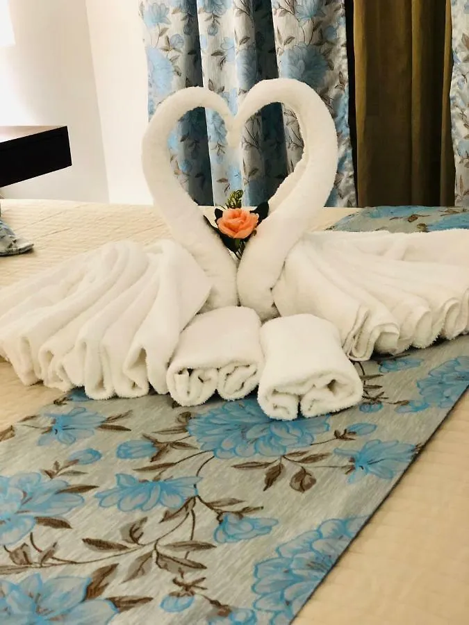 Kambal Luxury Suites Рим Гостевой дом